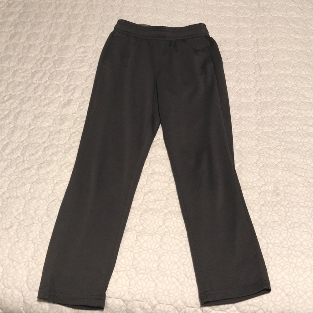 Boys Athletic Works grey joggers